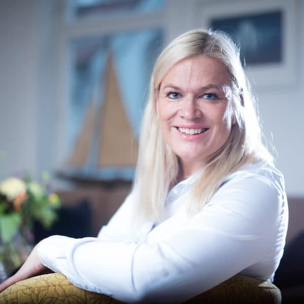 Anne Hoel